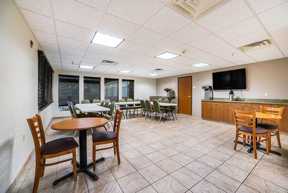 Welcome Suites-O'Fallon Restaurant photo